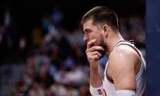 九游体育官网-巴茨亚在主场大胜对手，士气爆棚