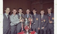 九游体育官方入口-曼联青训球员崭露头角，成为焦点