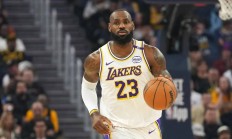 九游体育登录-NBA总决赛：湖人队重返巅峰，勒布朗詹姆斯称王