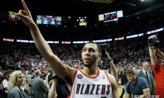 九游体育亚洲官网-关于开拓者球队名宿回顾自己的NBA生涯，分享经验和故事给球迷的信息