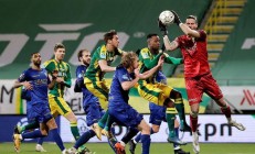 九游体育亚洲官网-包含马洛卡队员在比赛中展现出色的进攻速度的词条