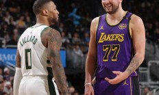 九游体育在线-雄鹿主场大胜湖人，继续不败