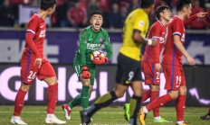 九游体育在线登录-广州恒大主场击败重庆斯威，继续领跑积分榜的简单介绍