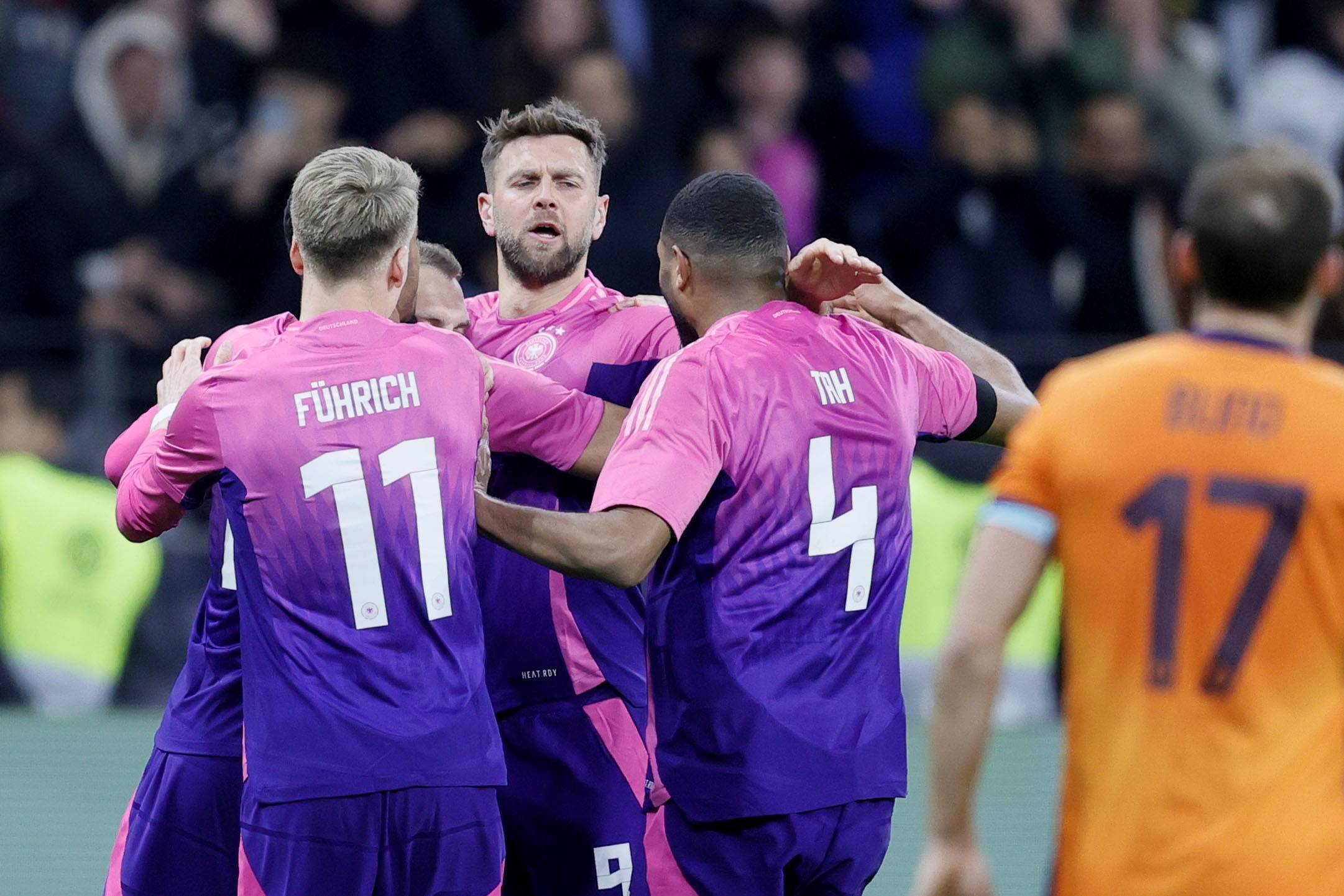 欧国联赛抢眼出场,球队表现让人期待 欧国联赛抢眼出场,球队表现让人期待