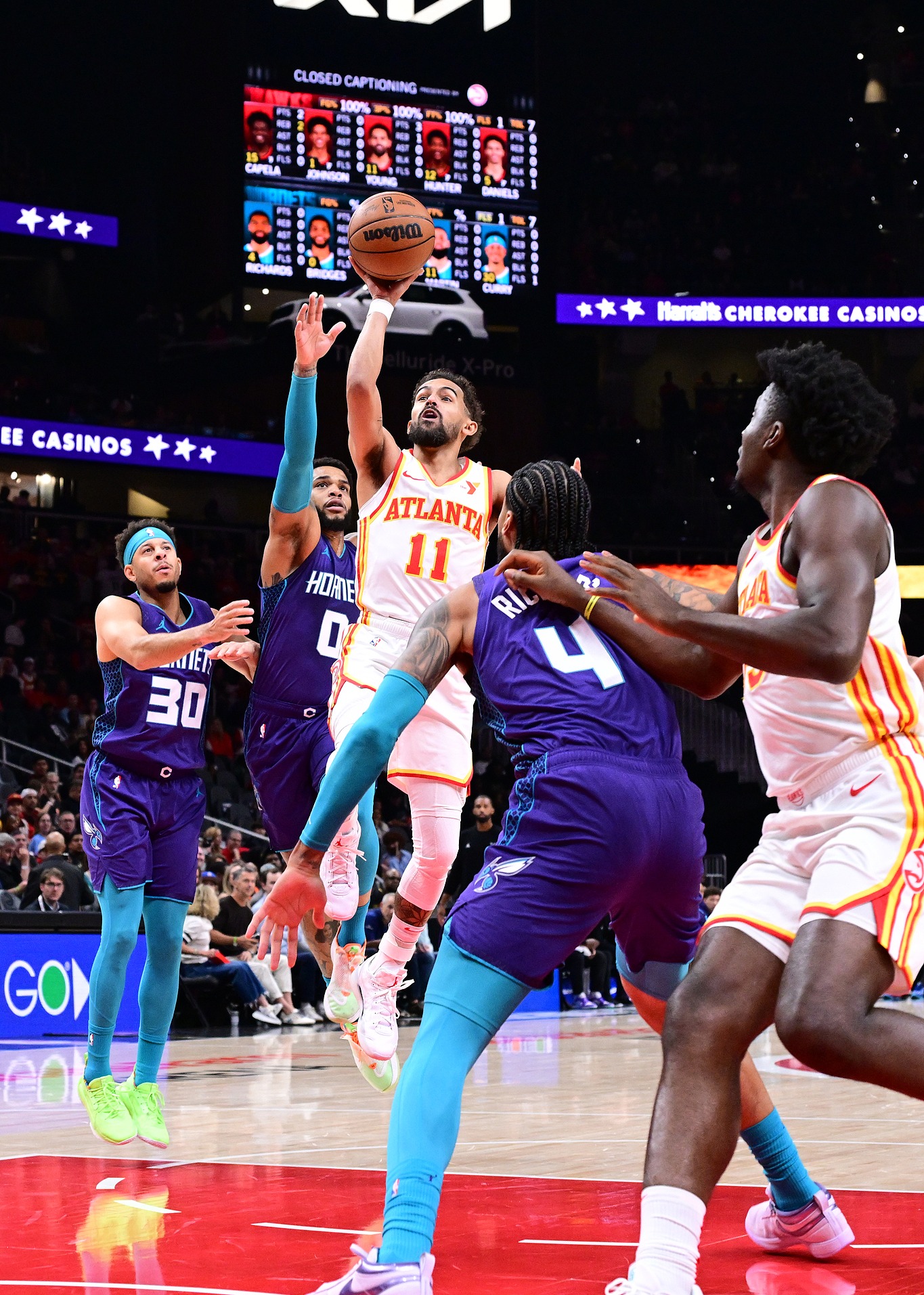 关于黄蜂后卫突破三双,领先优势明显的信息 关于黄蜂后卫突破三双,领先优势明显的信息