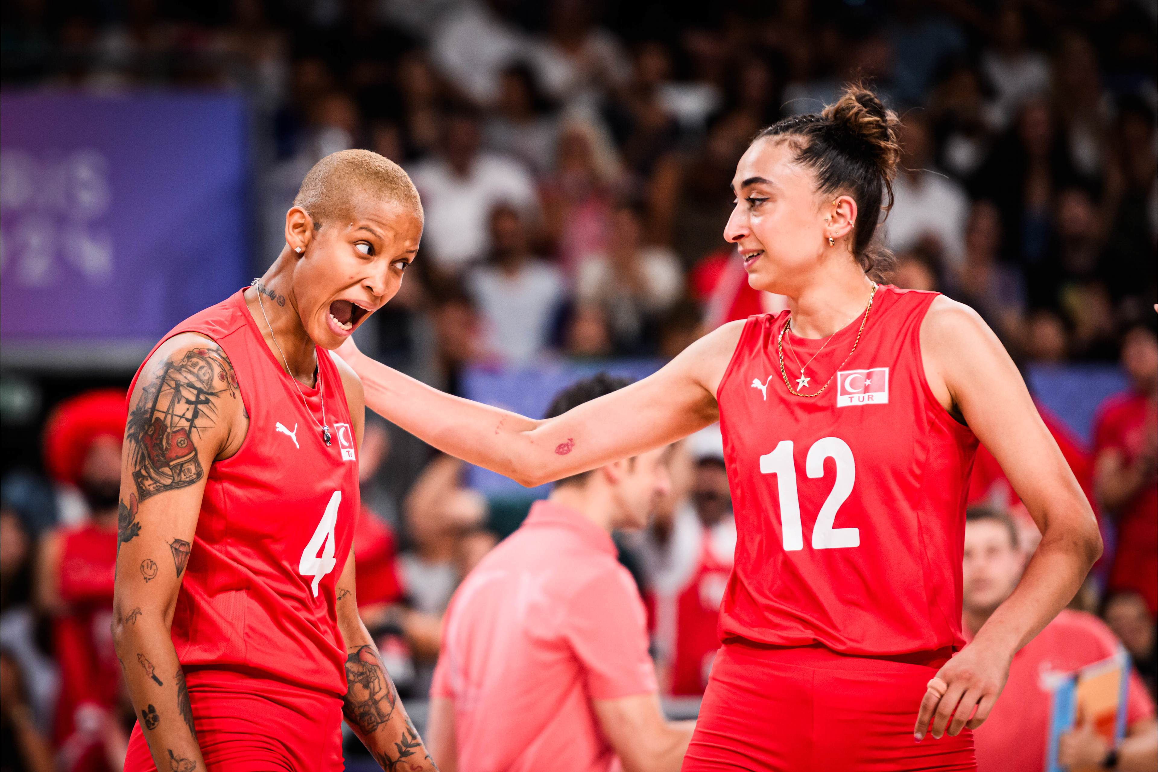 意大利队勇夺半决赛铆足劲头向冠军发起冲击的简单介绍 意大利队勇夺半决赛铆足劲头向冠军发起冲击的简单介绍