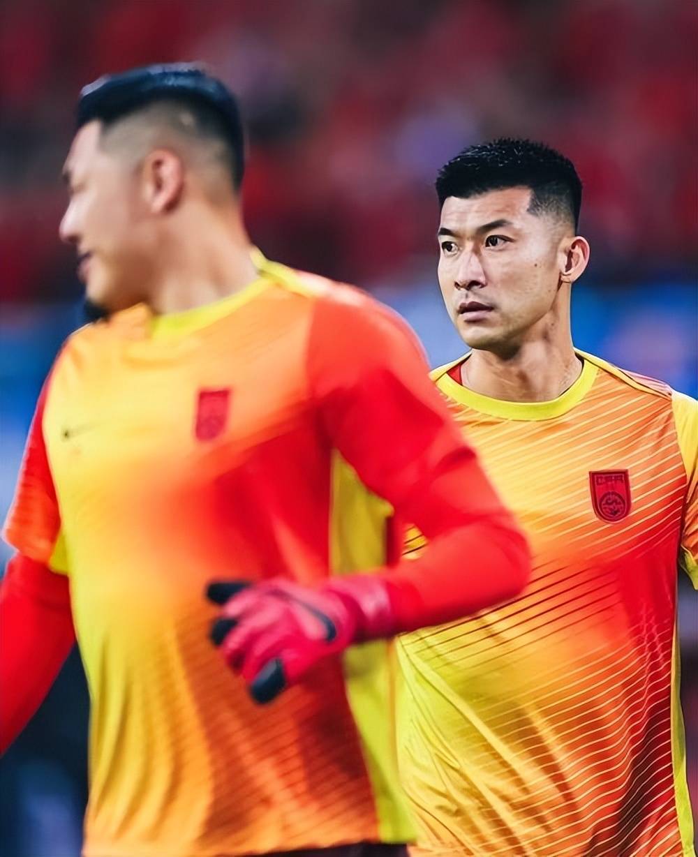 球队外教离职消息引发赛季动荡 球队外教离职消息引发赛季动荡