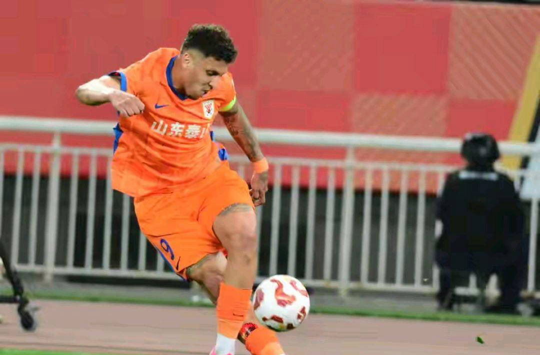 关于北帕多瓦客场告捷，追赶前列的信息