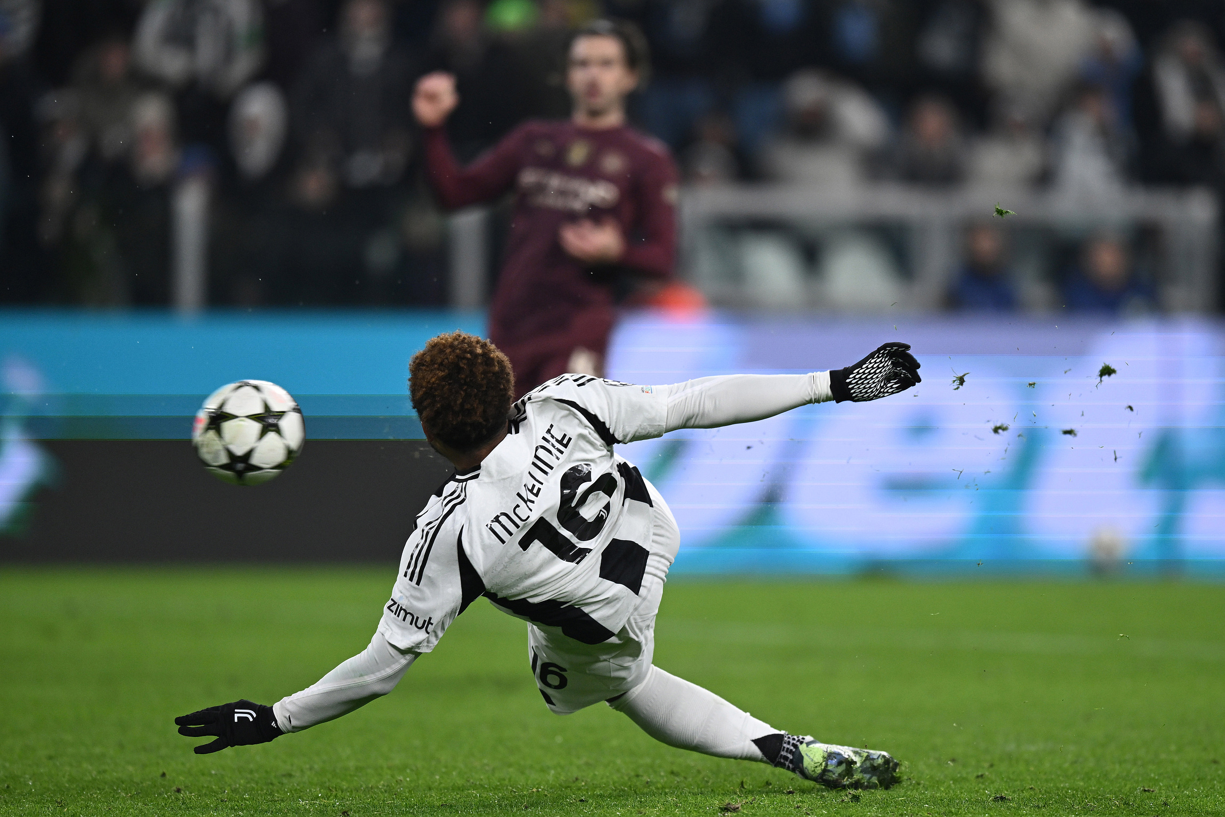 包含尤文图斯客场打破僵局获胜晋级欧冠强的词条 包含尤文图斯客场打破僵局获胜晋级欧冠强的词条