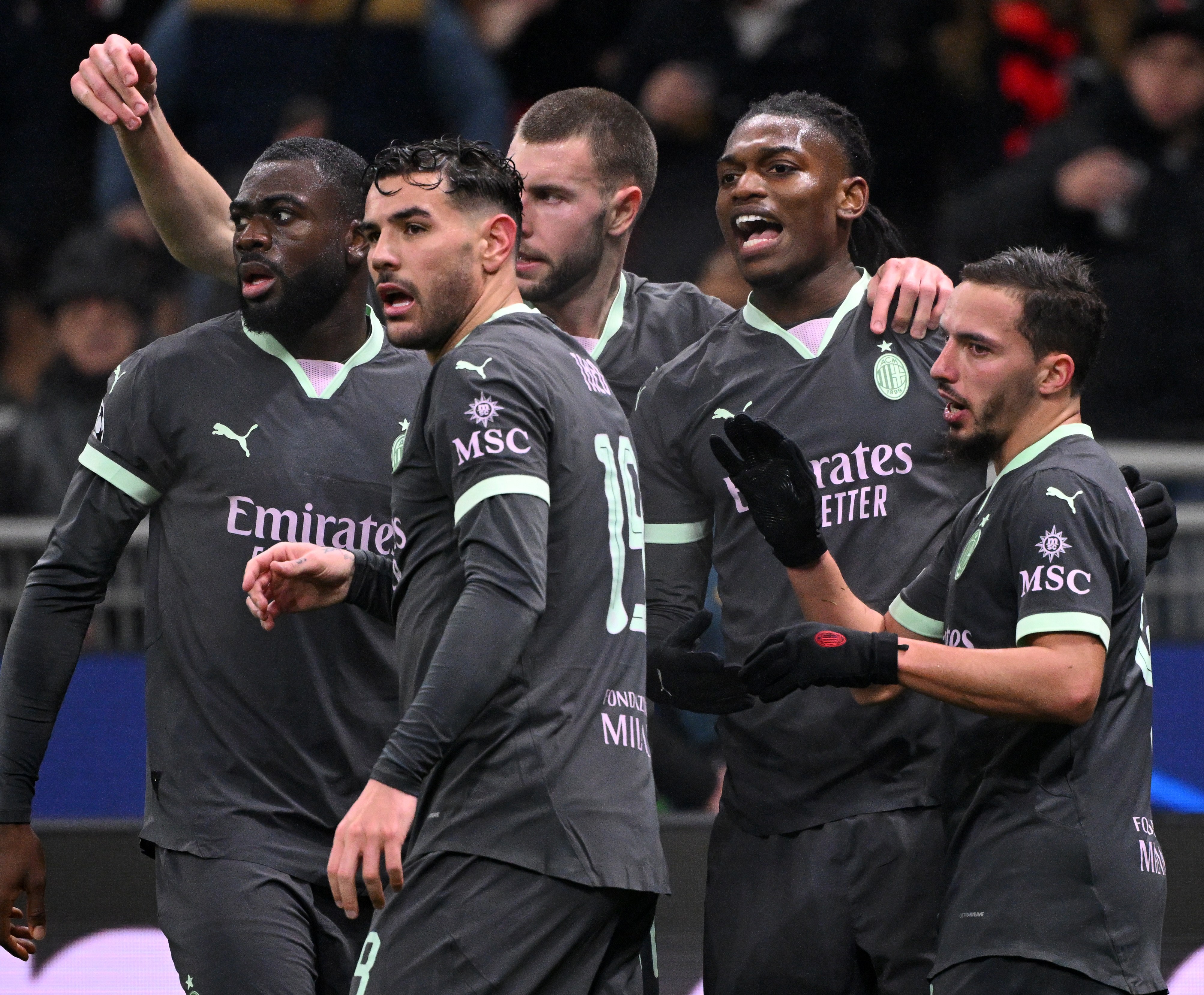 关于AC米兰沦陷,懊悔无缘欧冠四强的信息 关于AC米兰沦陷,懊悔无缘欧冠四强的信息