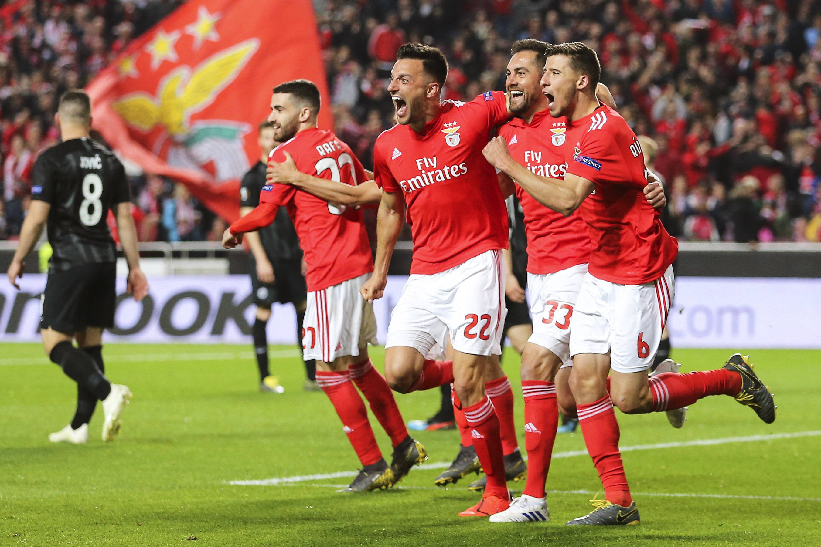 奥地利足球队在国际赛事中大放异彩 奥地利足球队在国际赛事中大放异彩