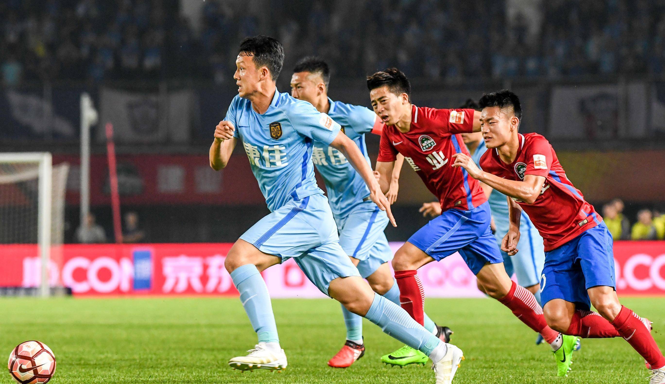 关于建业客场不敌苏宁，保持低迷的信息