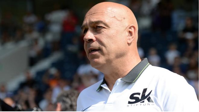 包含沙尔克主场告负，重回保级泥潭的词条