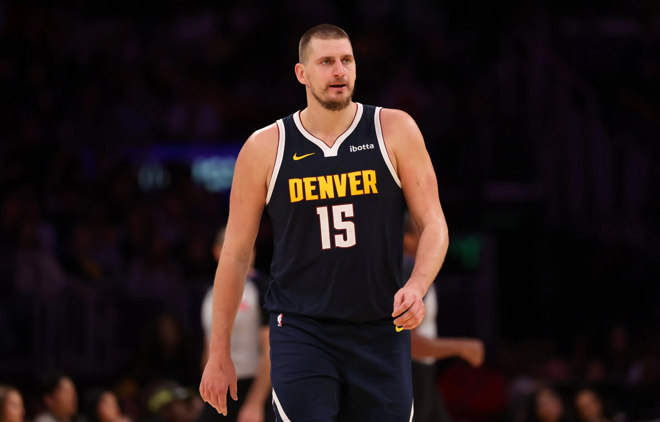 关于掘金队再遭失利，东部强队狂卷连胜势如破竹的信息