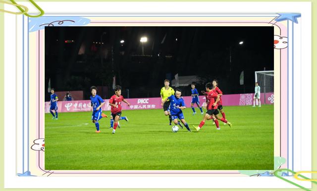 包含运动赛事亮点：女足比拼的激烈竞争！的词条