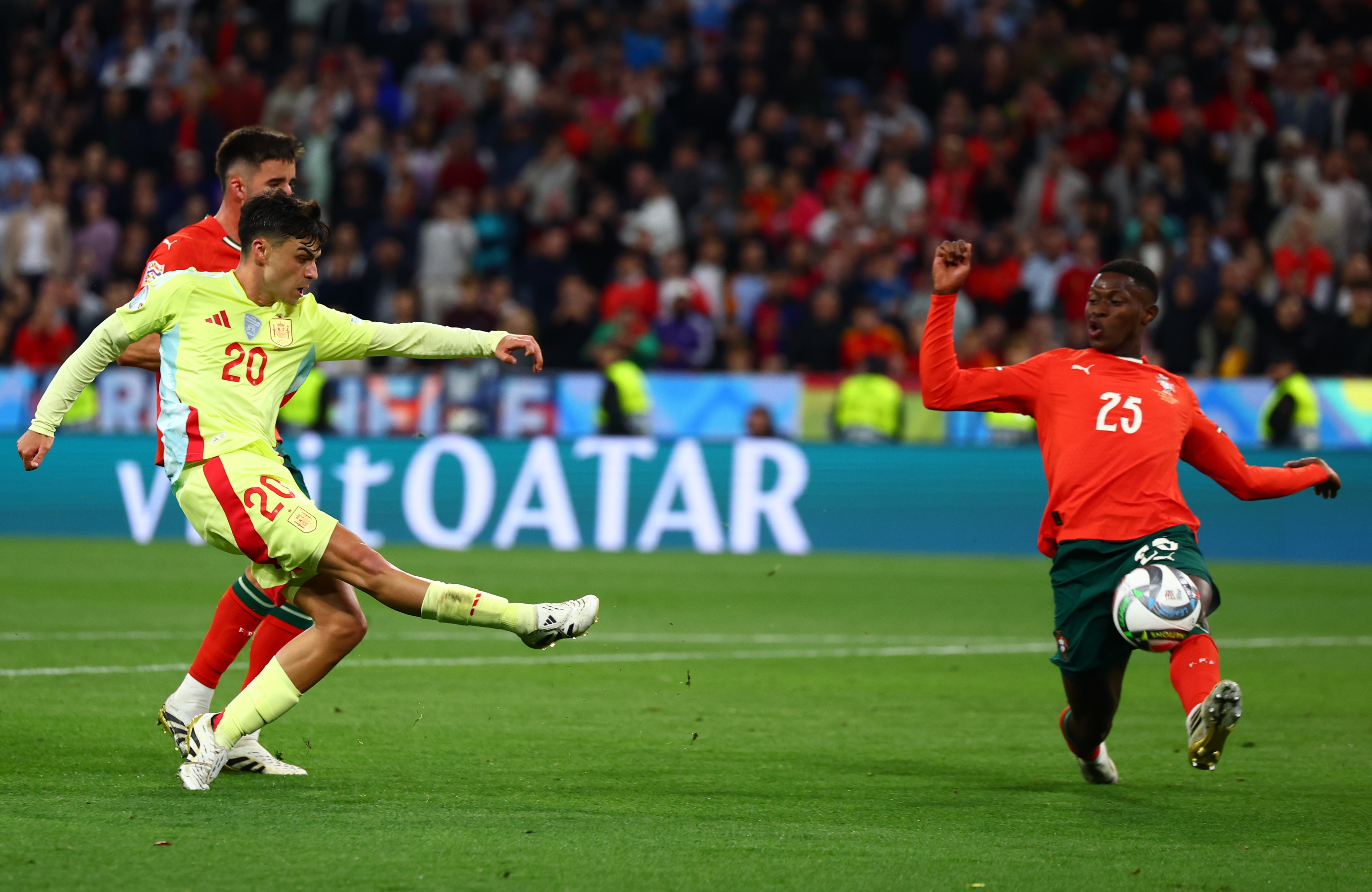 包含欧国联比赛：葡萄牙惨败比利时无缘晋级的词条