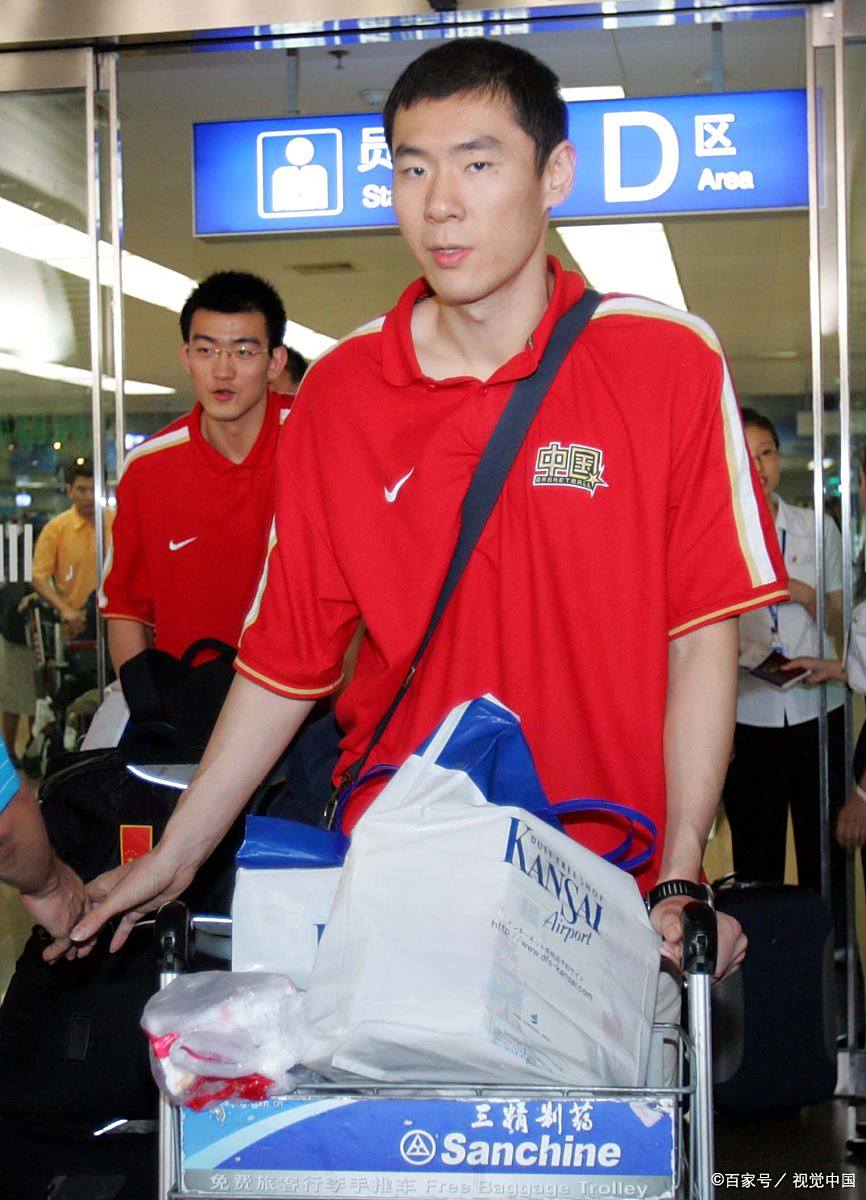 在关键时刻挺身而出，球员展现出的拼搏精神