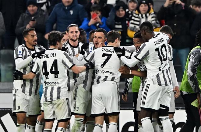 罗马连进两球，完胜对手成功晋级