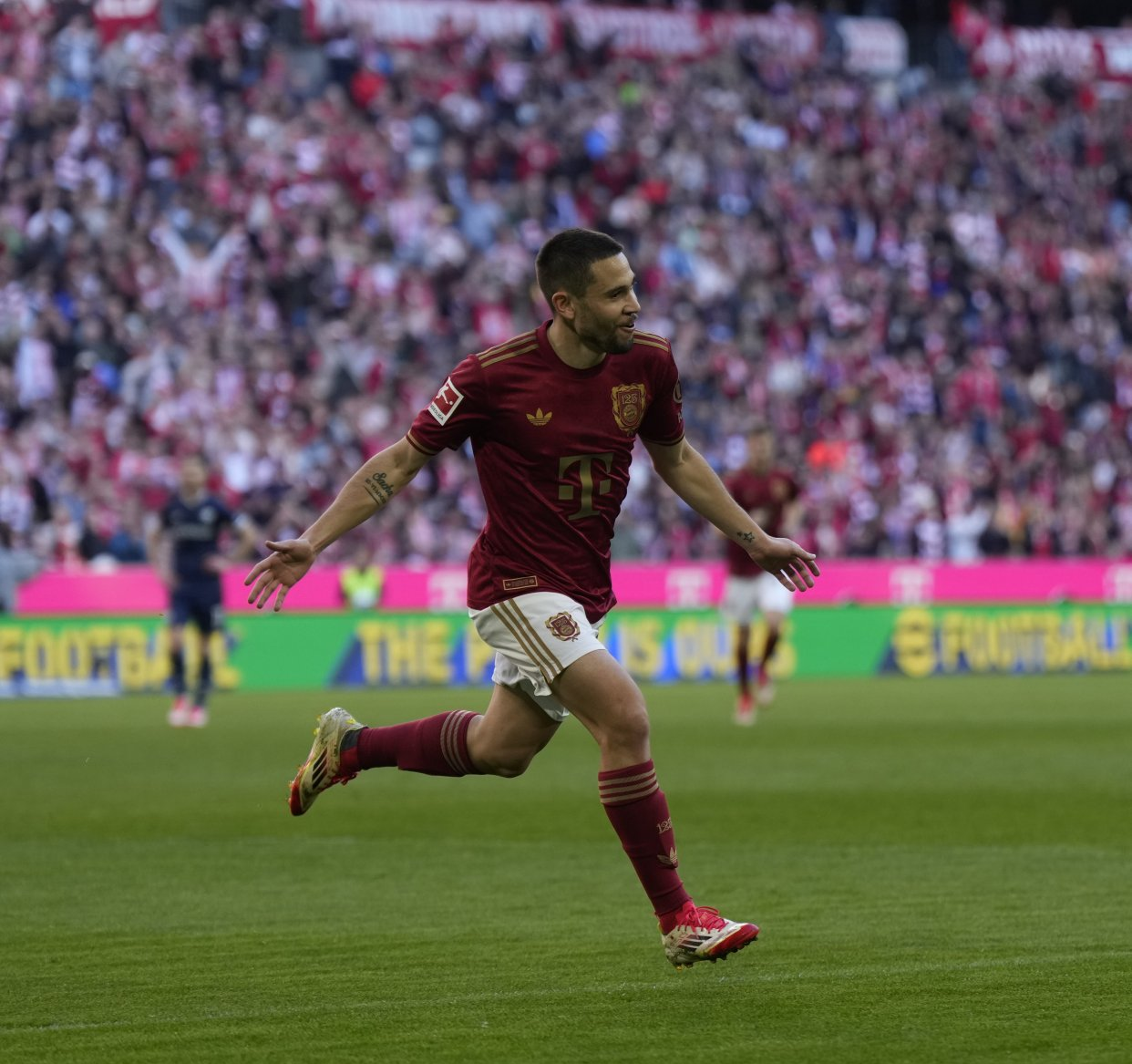 包含拜仁遭遇惨败,欧冠之路一泻千里的词条 包含拜仁遭遇惨败,欧冠之路一泻千里的词条