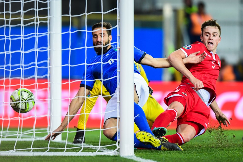 希腊队成功晋级,波黑遗憾出局的简单介绍 希腊队成功晋级,波黑遗憾出局的简单介绍